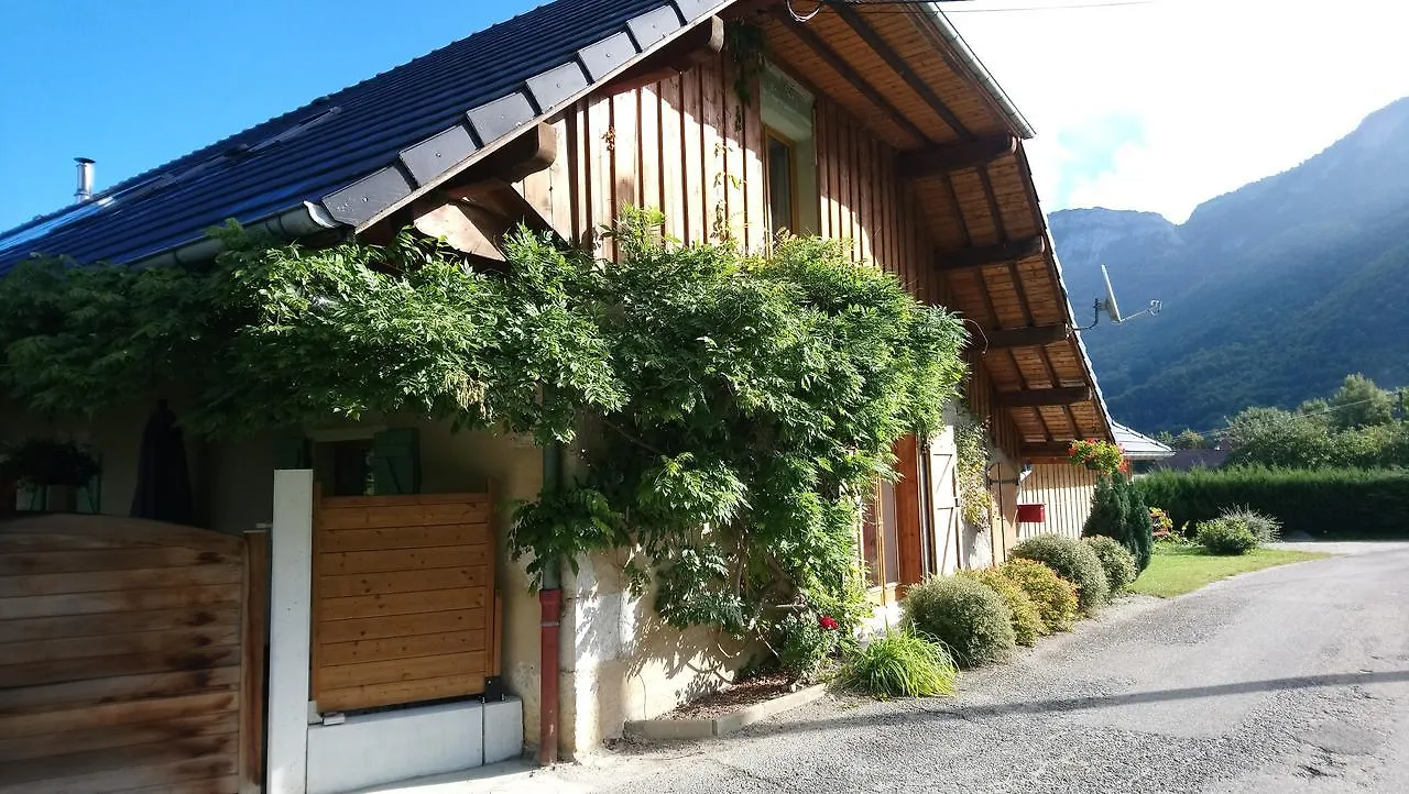 Ferme De La Cochette Guest House Montcel France